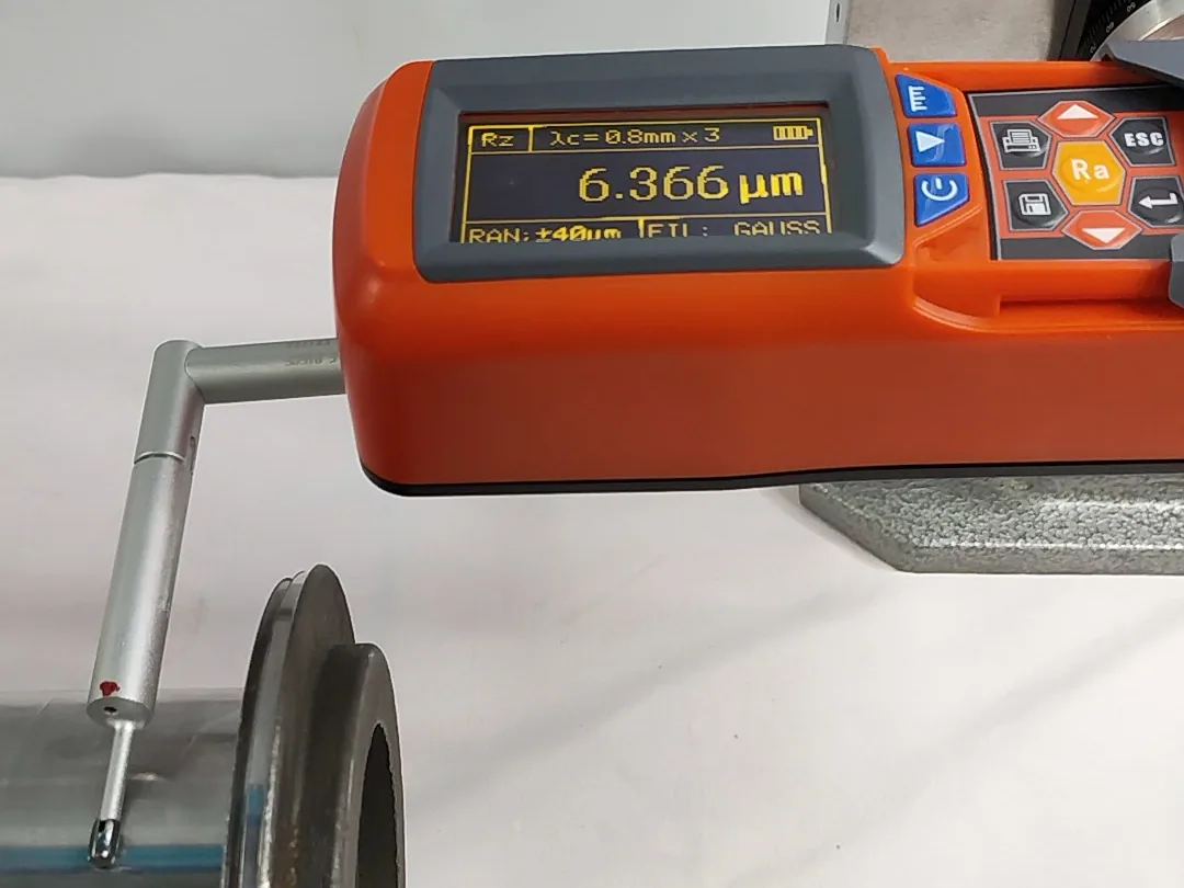 Surface roughness measurement for glass components
